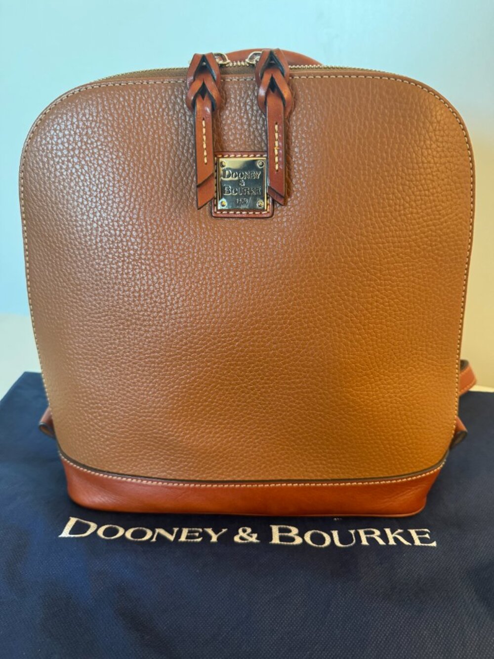 Dooney & Bourke Pebble Grain Zip Leather Backpack – Excellent Like-New Condition - Picture 2 of 14